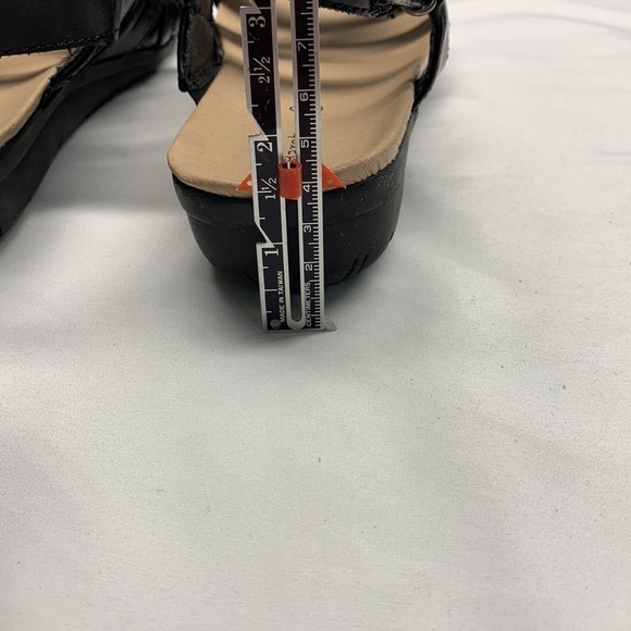 Bare Traps Jadra Sandals Criss Cross Detail Size 6M Colour Black - Picture 11 of 13